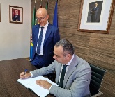 Recibimos la visita del Presidente de la Diputación Provincial de Granada, Francisco Rodríguez Guerrero.